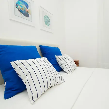 Casa Elena Playa - By Az *