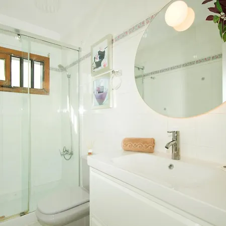 Casa Elena Playa - By Az *