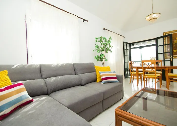 Casa Elena Playa - By Az أرايتا